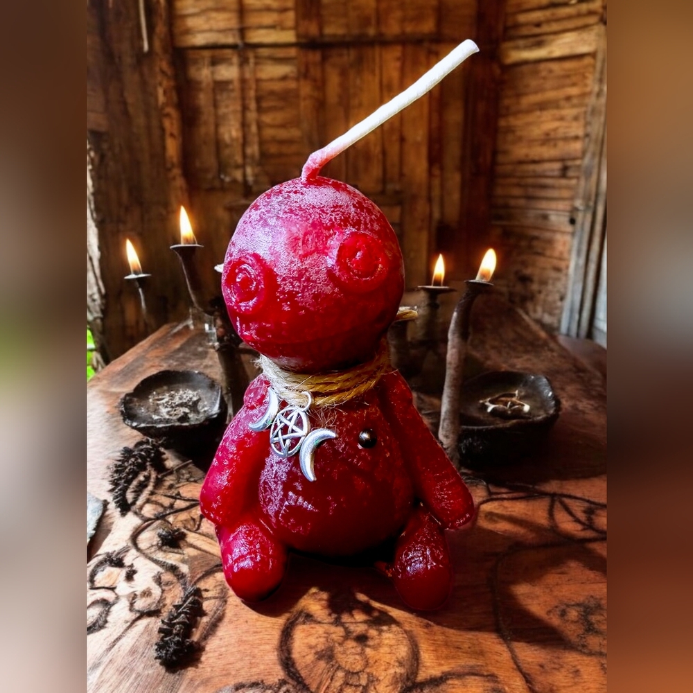 Candle for spells with Dragon's blood. Voodoo. Wicca. Paganism. Offering....
